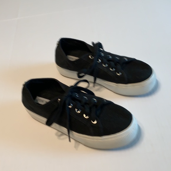 Steve Madden Emmi Platform Sneakers - Picture 2 of 9